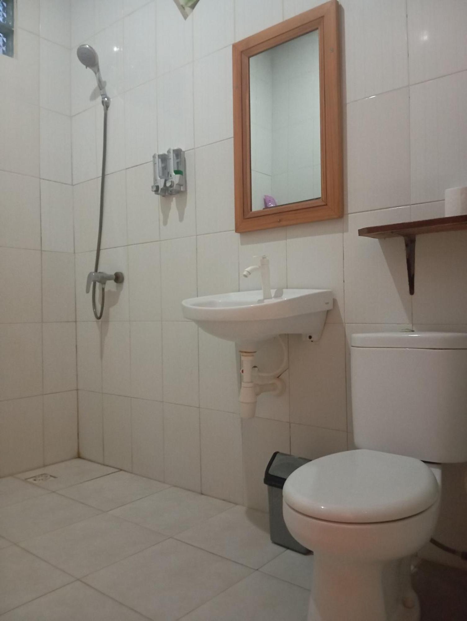 Belong Home Stay Lembongan Kültér fotó